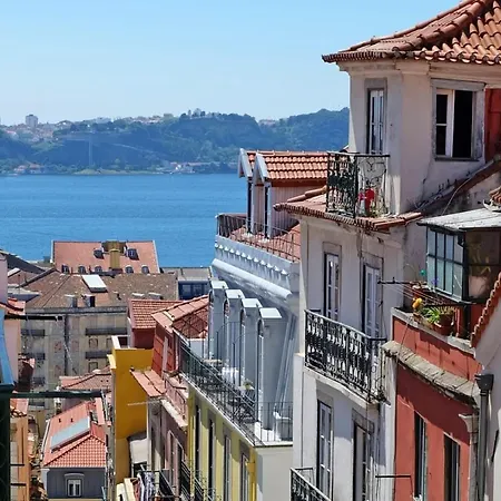 شقة Bl Bairro Alto Famous Bica Funicular Street View